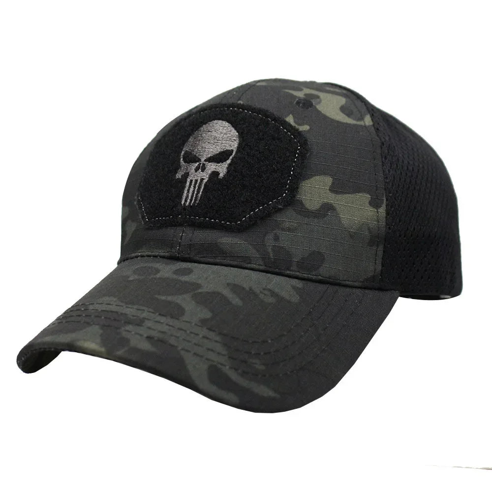 Casquette Tactique Camouflage – Maille Respirante avec Patch Tête de Mort