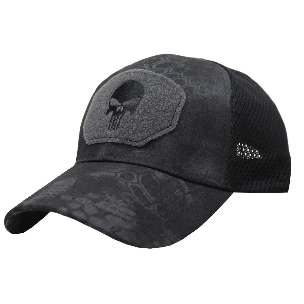 Casquette Tactique Camouflage – Maille Respirante avec Patch Tête de Mort
